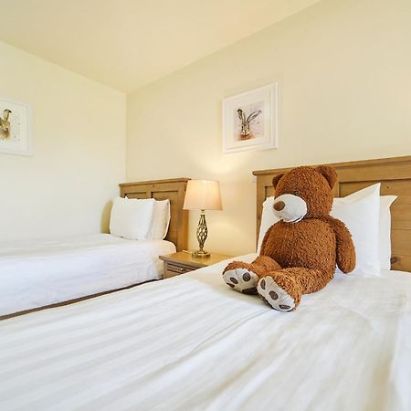 Comis Hotel & Golf Resort دوغلاس المظهر الخارجي الصورة