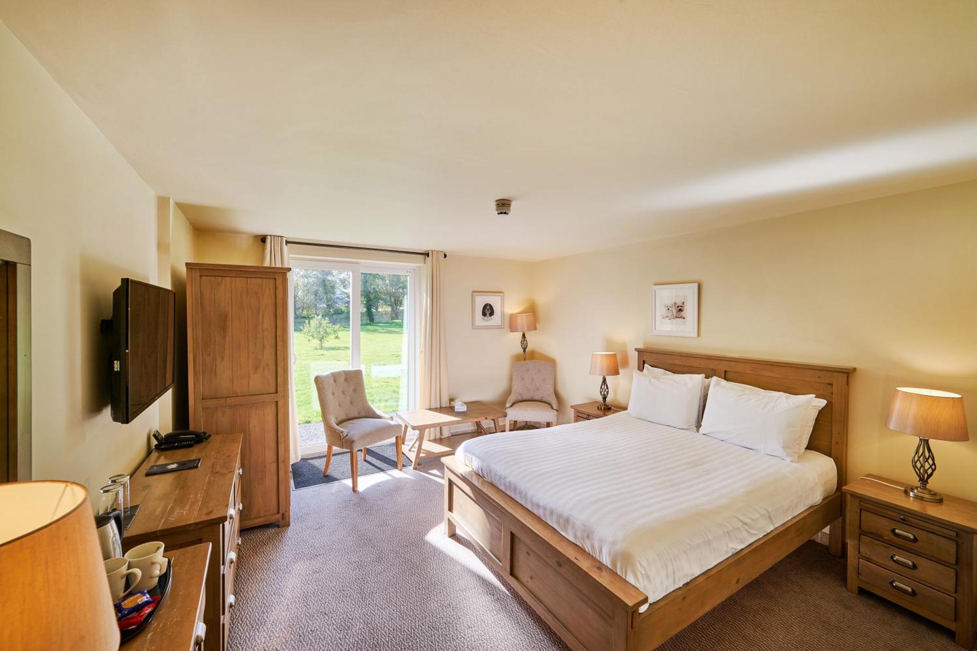 Comis Hotel & Golf Resort دوغلاس المظهر الخارجي الصورة